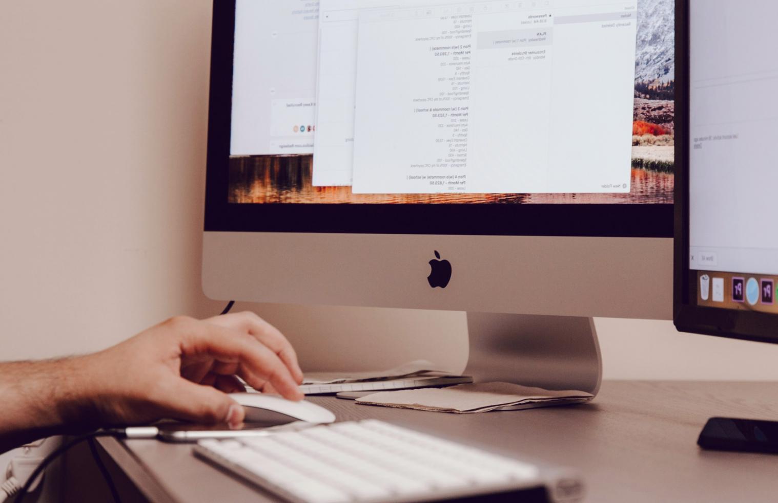 Teilnehmer während eines Online-Seminars zur Traffic-Optimierung